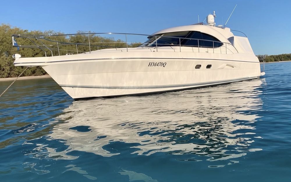Riviera 4700 Sport Yacht at anchor